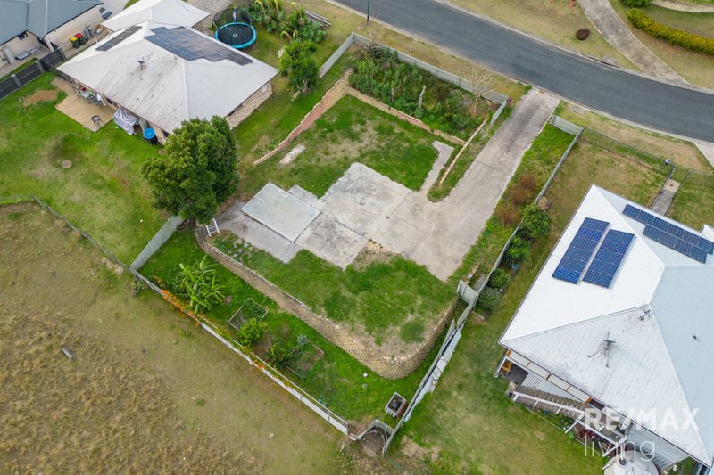 Photo - 7 Golf Links Drive, Kilcoy QLD 4515 - Image 8