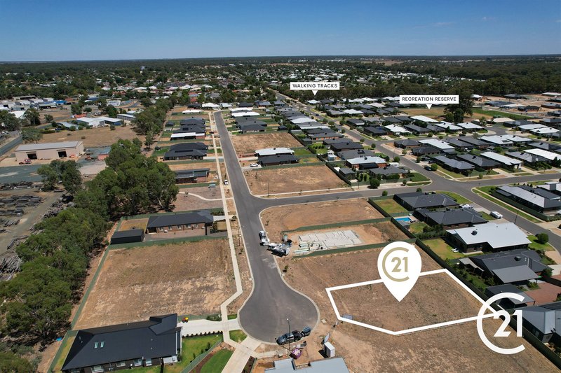 Photo - 7 Goolwa Court, Moama NSW 2731 - Image 3