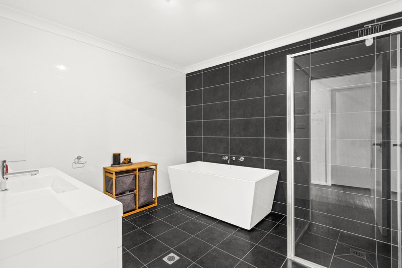 Photo - 7 Goonyella Street, Albion Park NSW 2527 - Image 6