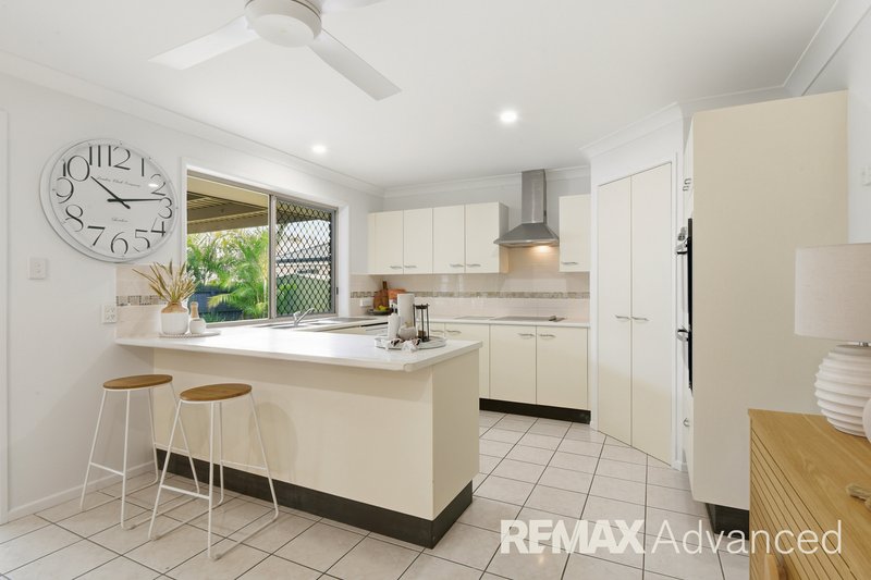 Photo - 7 Gordon Crescent, Sandstone Point QLD 4511 - Image 8