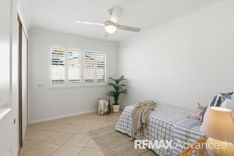 Photo - 7 Gordon Crescent, Sandstone Point QLD 4511 - Image 12