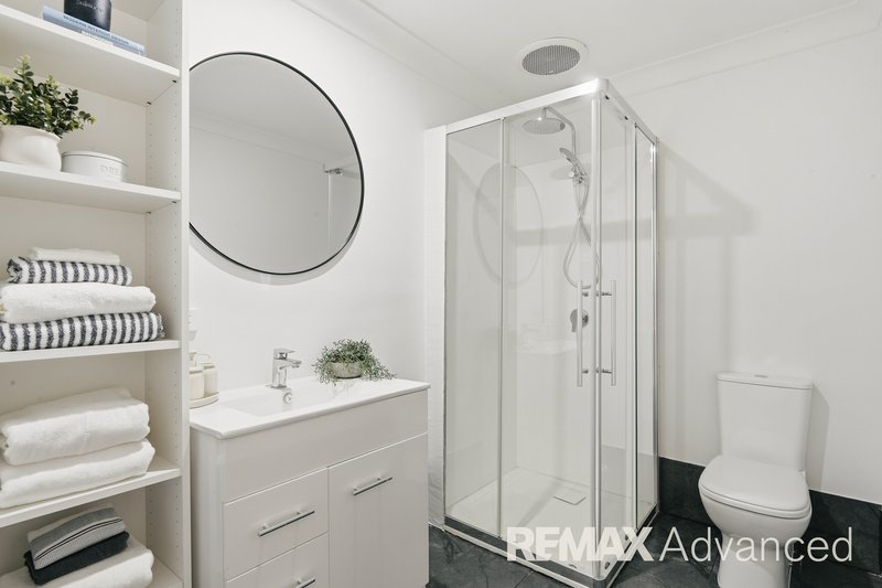 Photo - 7 Gordon Crescent, Sandstone Point QLD 4511 - Image 16