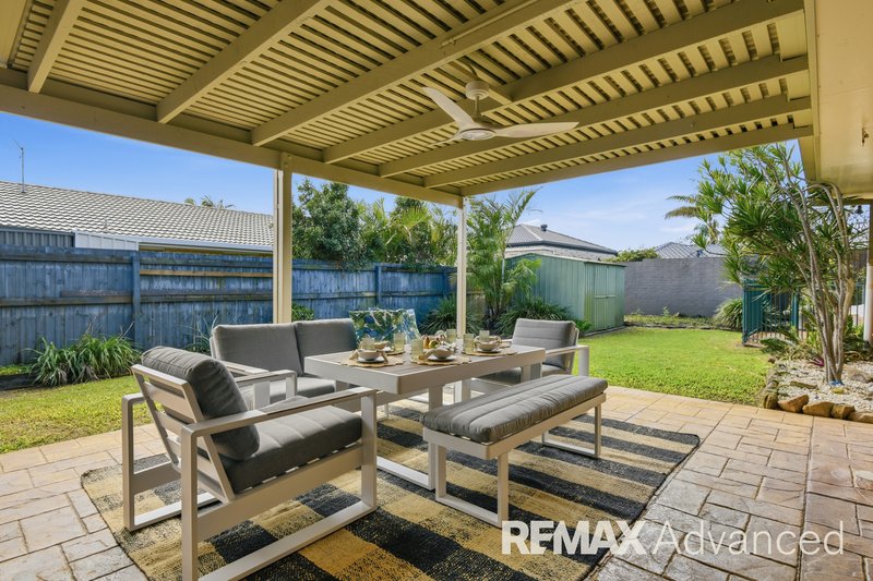 Photo - 7 Gordon Crescent, Sandstone Point QLD 4511 - Image 17