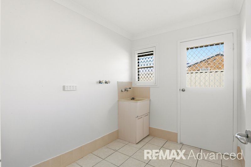 Photo - 7 Gordon Crescent, Sandstone Point QLD 4511 - Image 24