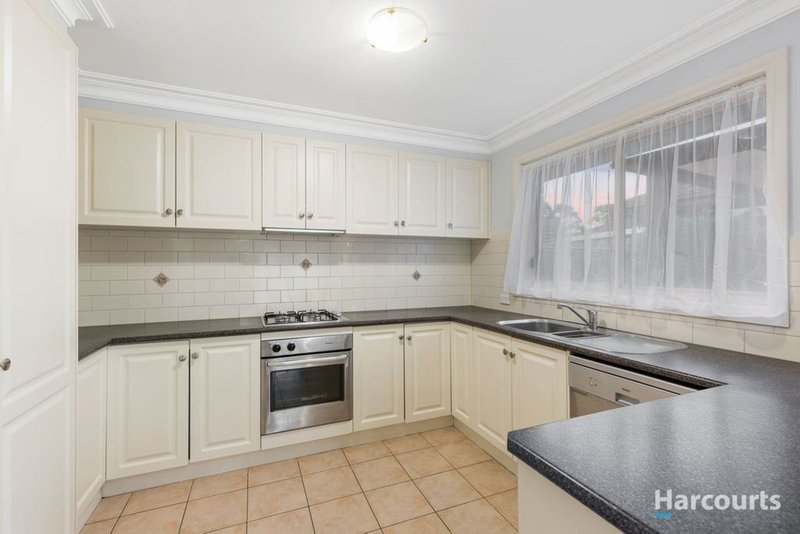 Photo - 7 Goulburn Drive, Rowville VIC 3178 - Image 4