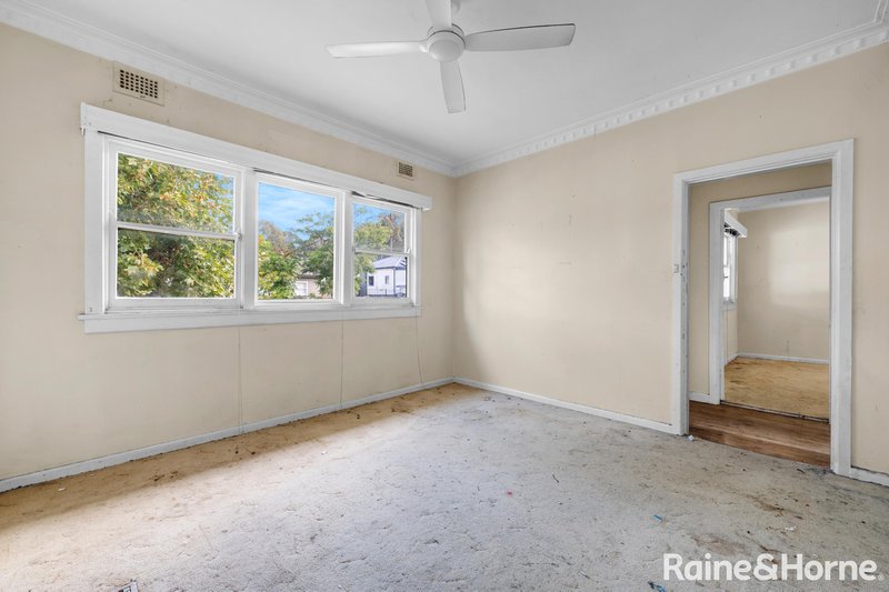 Photo - 7 Gould Avenue, Nowra NSW 2541 - Image 4