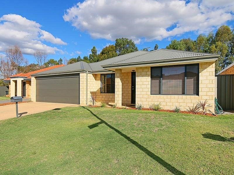 7 Gowrie Approach, Canning Vale WA 6155