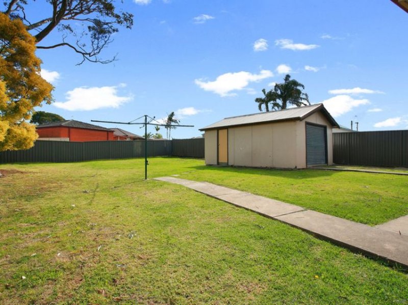 Photo - 7 Gozo Road, Greystanes NSW 2145 - Image 4