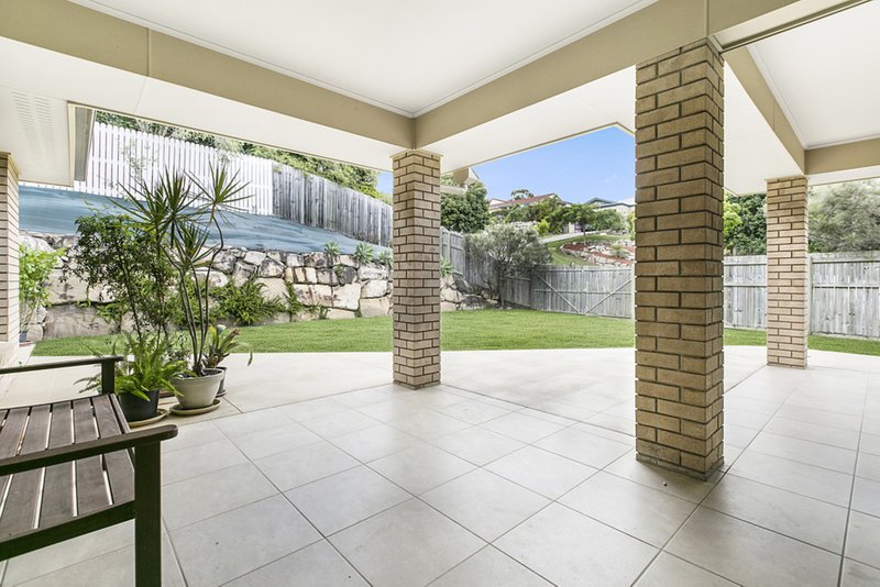 Photo - 7 Granada Drive, Eatons Hill QLD 4037 - Image 14