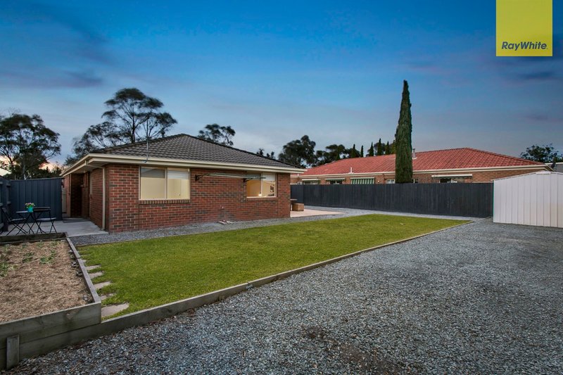 Photo - 7 Grand Arch Way, Berwick VIC 3806 - Image 10