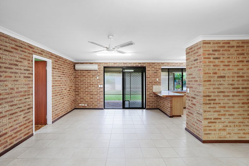 Photo - 7 Grange Court, Yanchep WA 6035 - Image 16