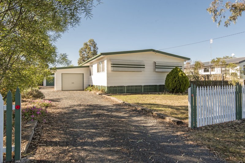 Photo - 7 Gray Street, Cambooya QLD 4358 - Image 2