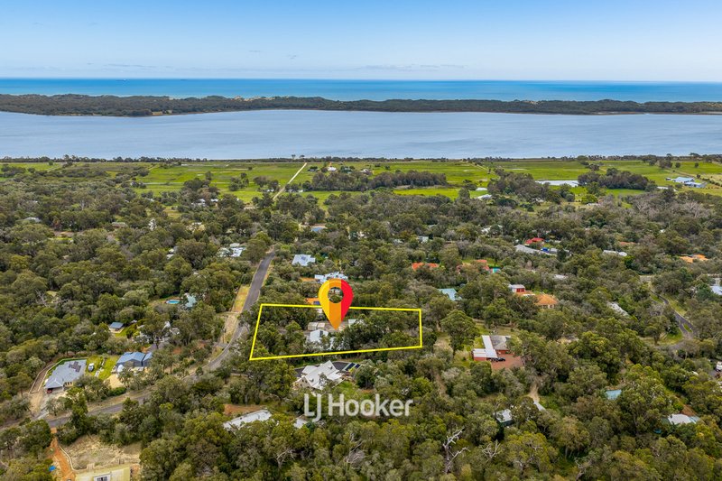 Photo - 7 Green Way, Leschenault WA 6233 - Image 2