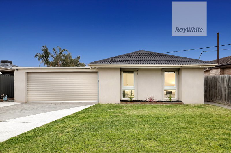 7 Greenacre Grove, Gladstone Park VIC 3043