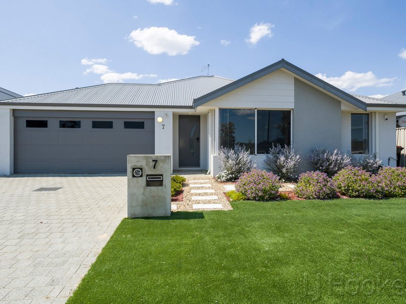 7 Greenpoint Way, Hilbert WA 6112