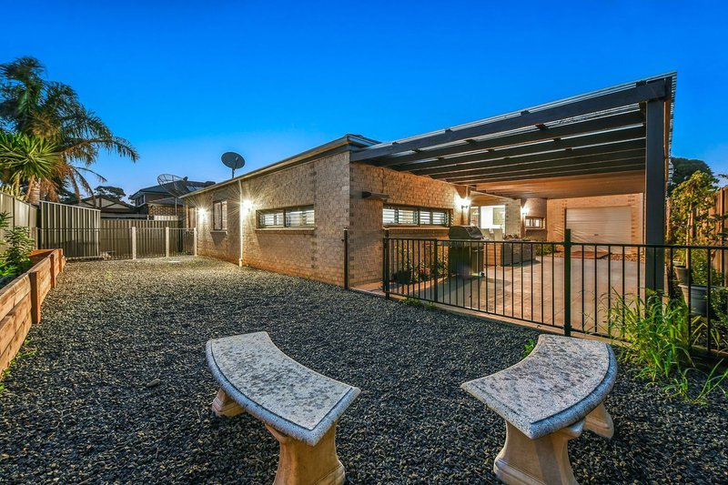 Photo - 7 Greenside Crescent, Keysborough VIC 3173 - Image 19