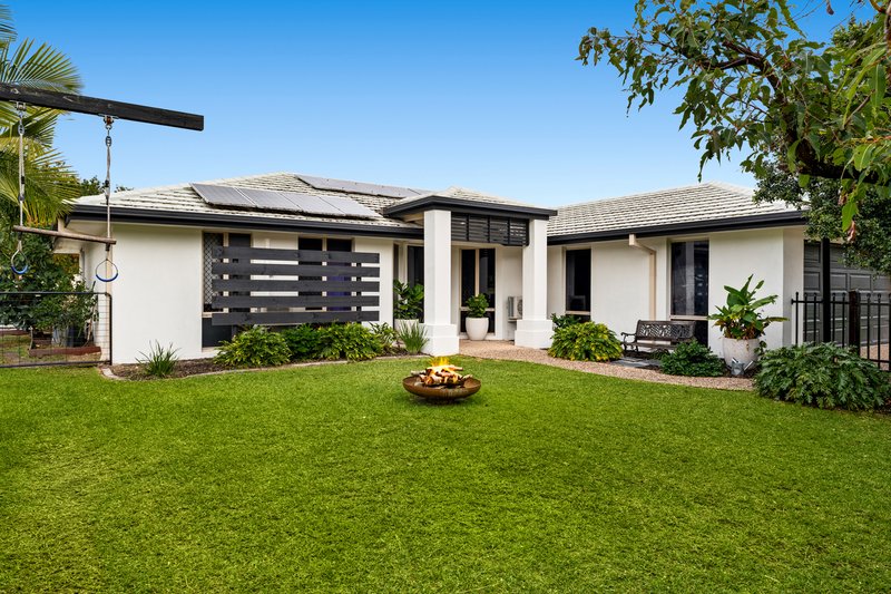 Photo - 7 Greenway Place, Deception Bay QLD 4508 - Image 3