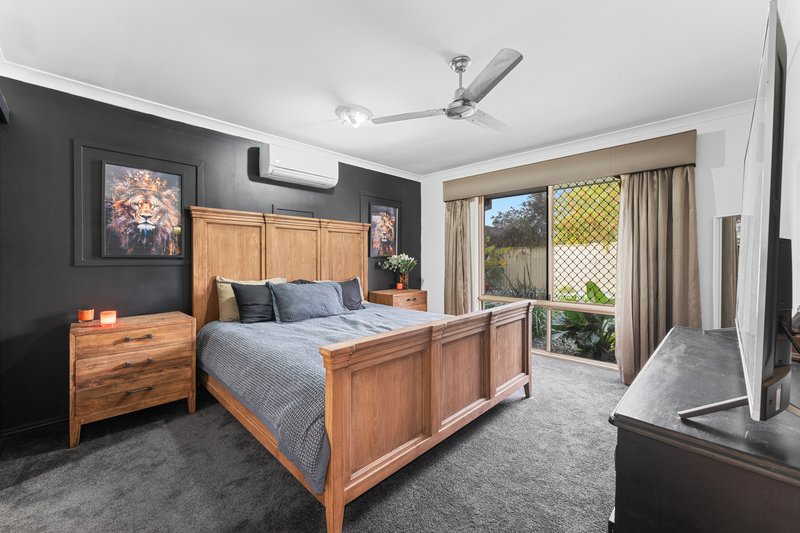 Photo - 7 Greenway Place, Deception Bay QLD 4508 - Image 8