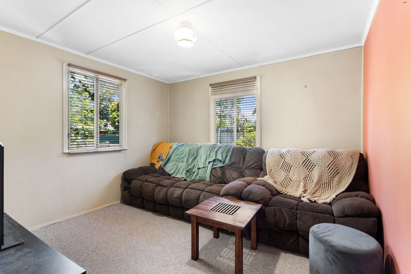 Photo - 7 Gregory Avenue, Deception Bay QLD 4508 - Image 4