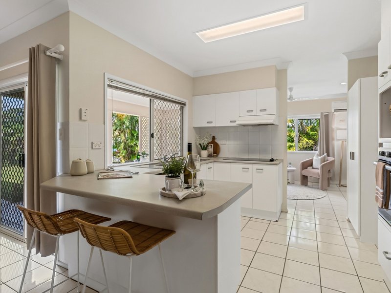 Photo - 7 Grimes Close, Kanimbla QLD 4870 - Image 14