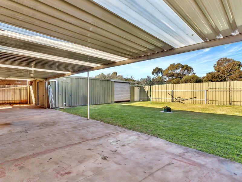 Photo - 7 Grives Court, Parafield Gardens SA 5107 - Image 10