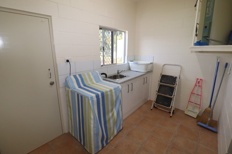 Photo - 7 Groper Street, Taylors Beach QLD 4850 - Image 14