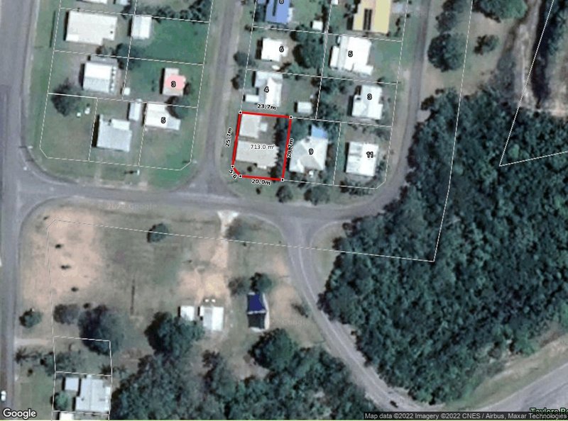 Photo - 7 Groper Street, Taylors Beach QLD 4850 - Image 21