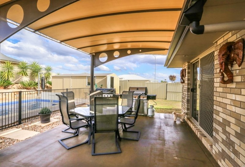 Photo - 7 Grundy Street, Westbrook QLD 4350 - Image 12