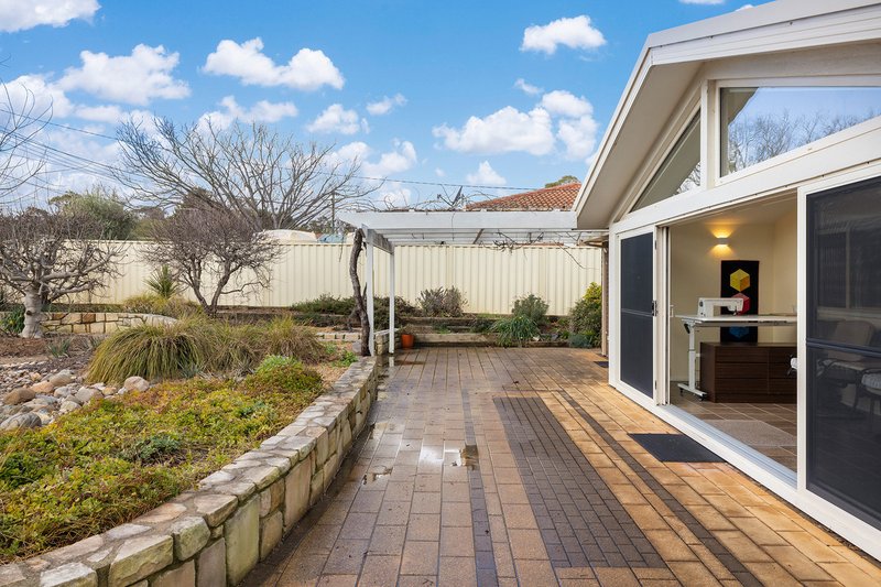 Photo - 7 Gsell Place, Oxley ACT 2903 - Image 4