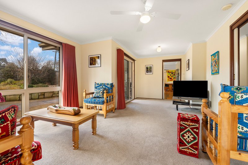 Photo - 7 Gsell Place, Oxley ACT 2903 - Image 6