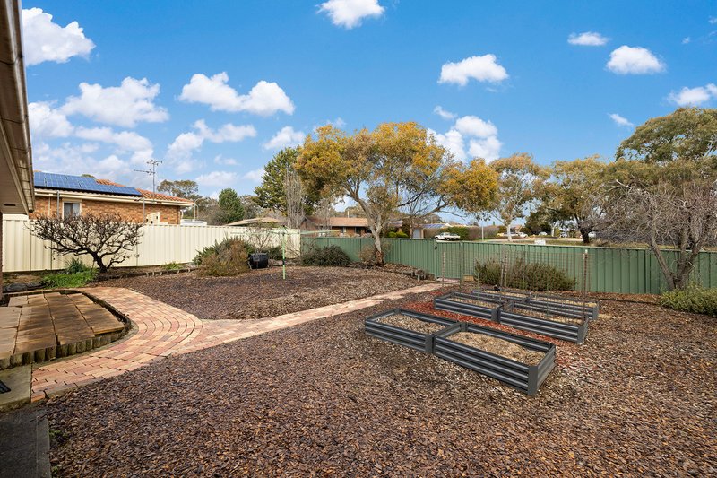 Photo - 7 Gsell Place, Oxley ACT 2903 - Image 16