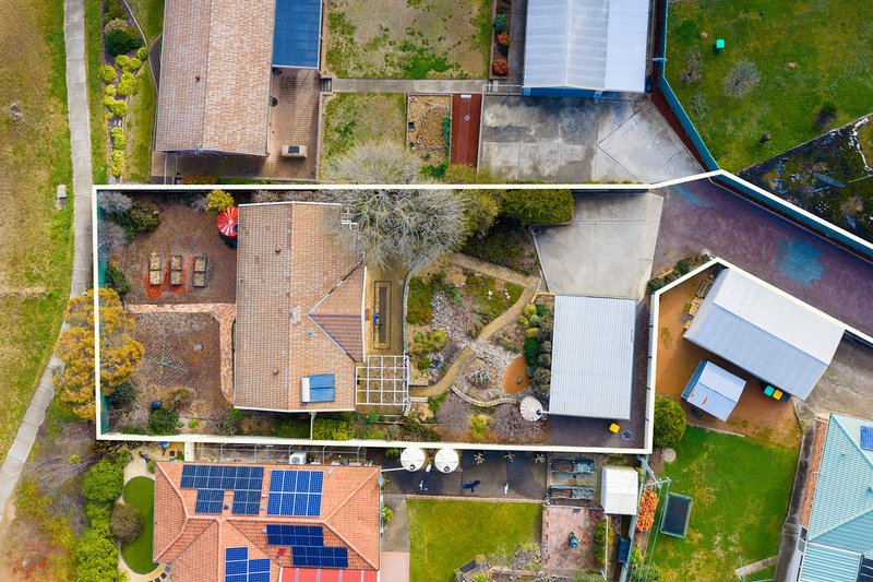 Photo - 7 Gsell Place, Oxley ACT 2903 - Image 18