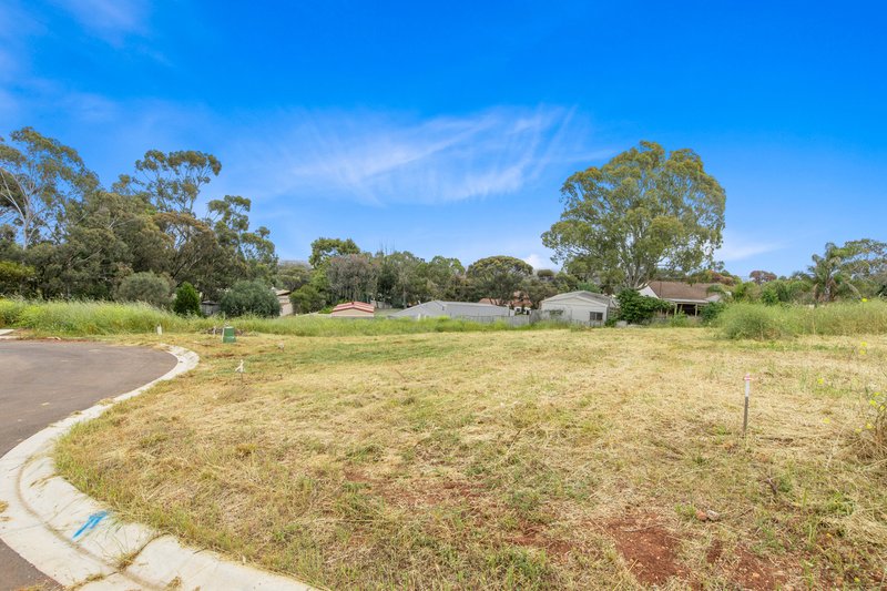 Photo - 7 Gully View Court, Salisbury Heights SA 5109 - Image 5