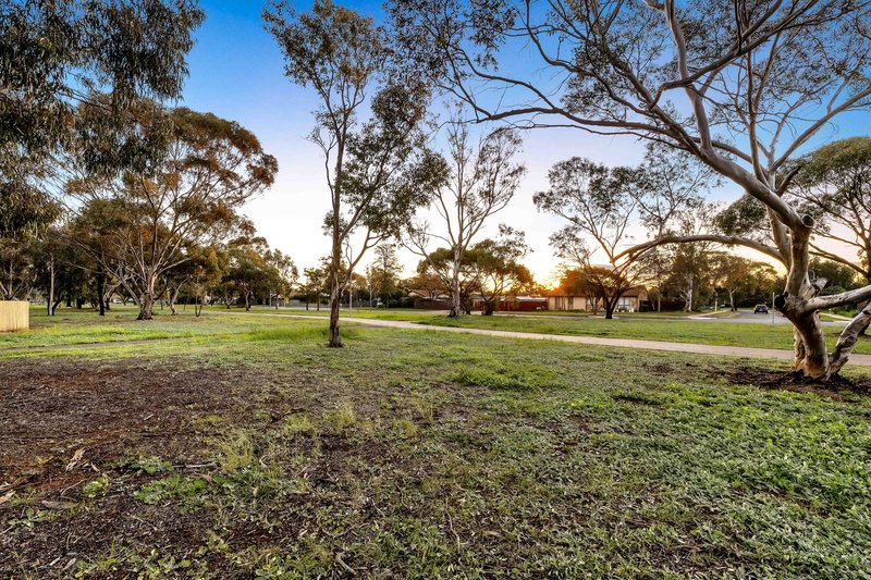 Photo - 7 Gurumbi Crescent, Munno Para SA 5115 - Image 30