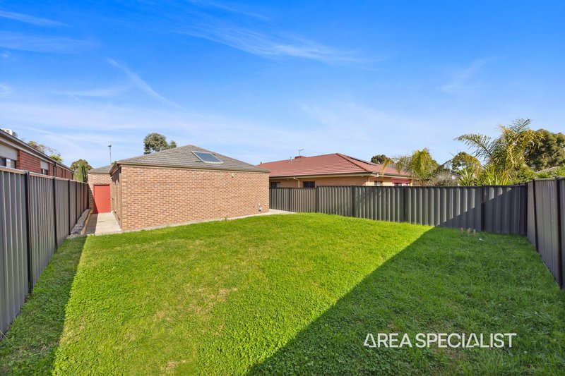 Photo - 7 Hackney Circuit, Clyde North VIC 3978 - Image 23