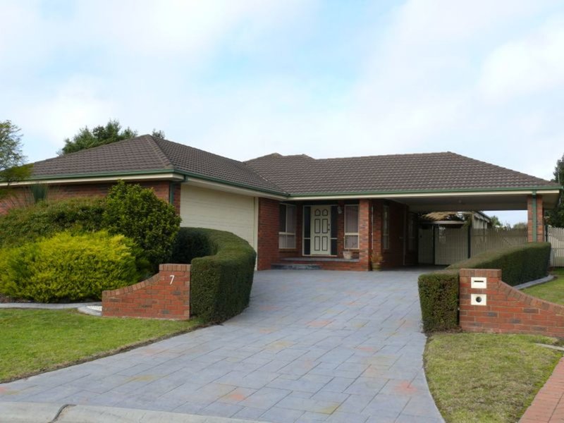 7 Hakea Court, Paynesville VIC 3880