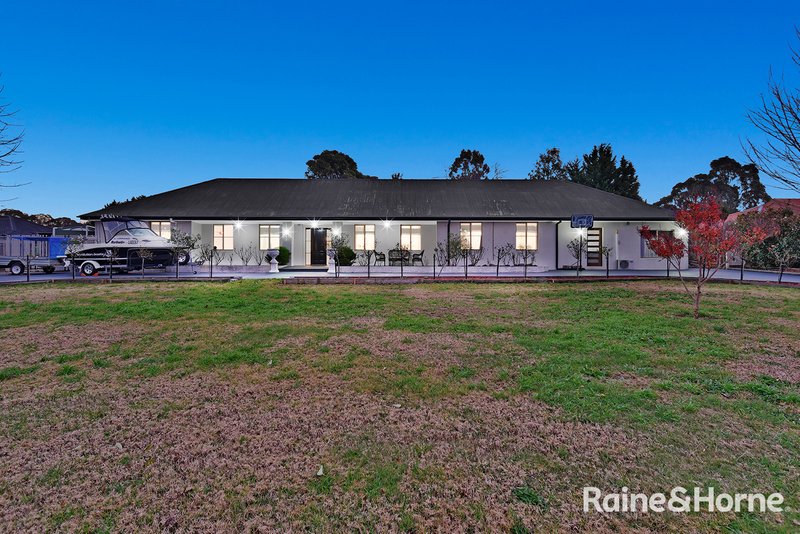 7 Halcyon Way, Narre Warren South VIC 3805