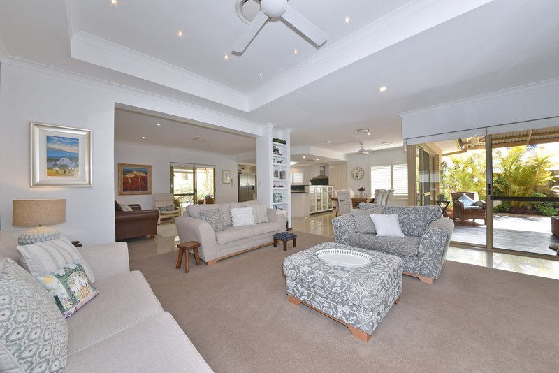 Photo - 7 Halifax Boulevard, Mindarie WA 6030 - Image 8