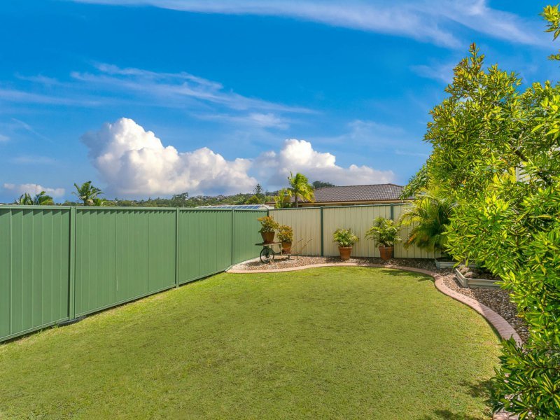 Photo - 7 Hampshire Close, Highland Park QLD 4211 - Image 23