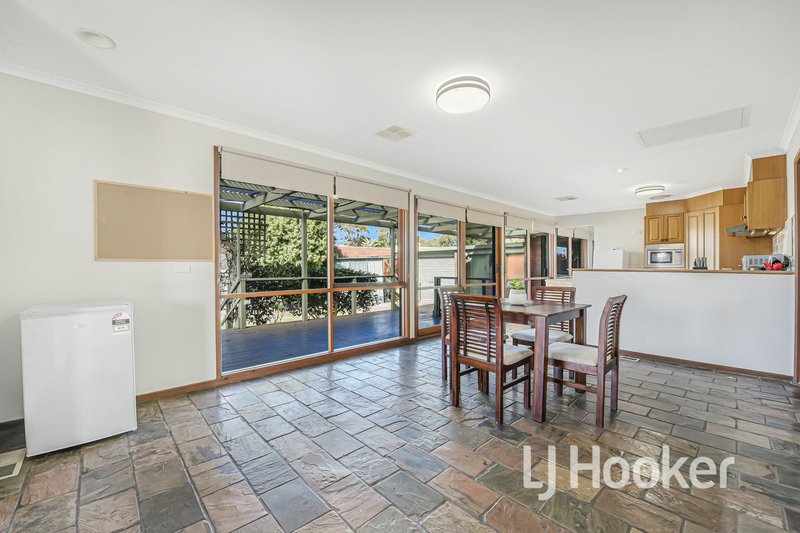 Photo - 7 Hannah Court, Cranbourne VIC 3977 - Image 5