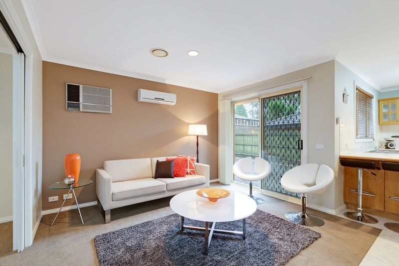 Photo - 7 Hardiman Court, Mill Park VIC 3082 - Image 4