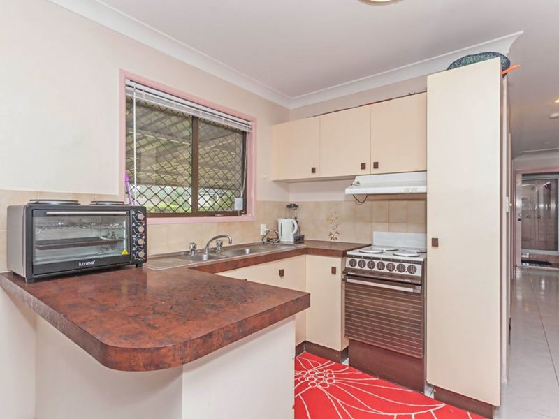 Photo - 7 Harmony Court, Browns Plains QLD 4118 - Image 4