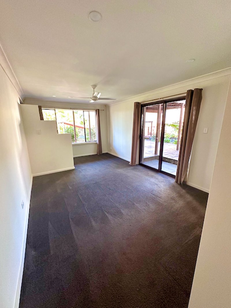 Photo - 7 Harneil Place, Carrara QLD 4211 - Image 10