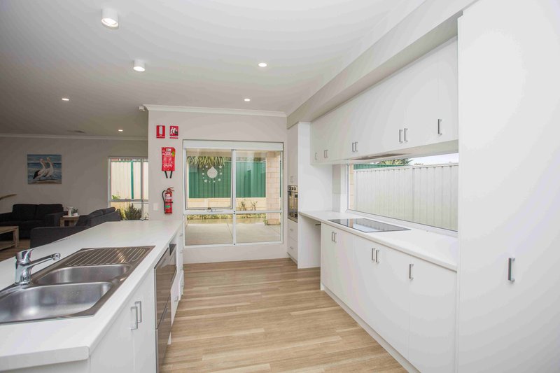 Photo - 7 Harold Street, Bellevue WA 6056 - Image 12