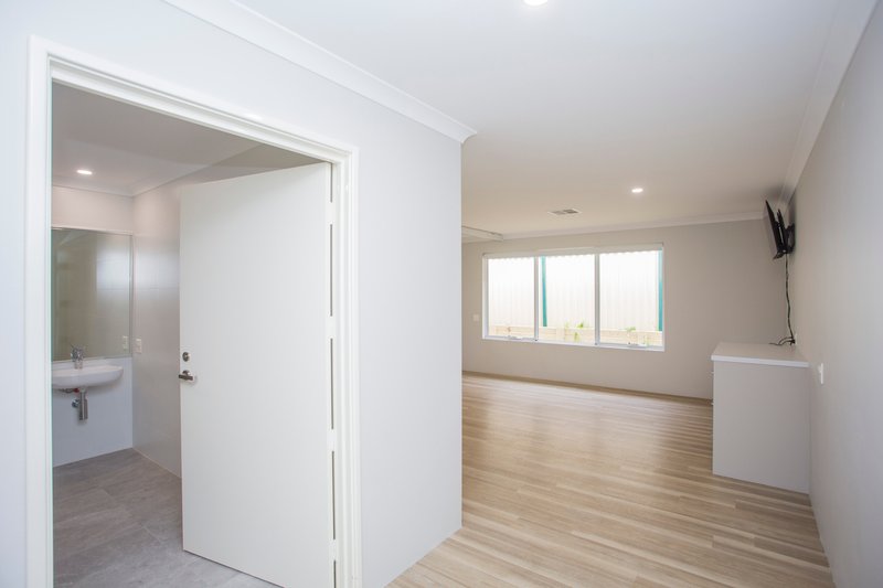 Photo - 7 Harold Street, Bellevue WA 6056 - Image 16