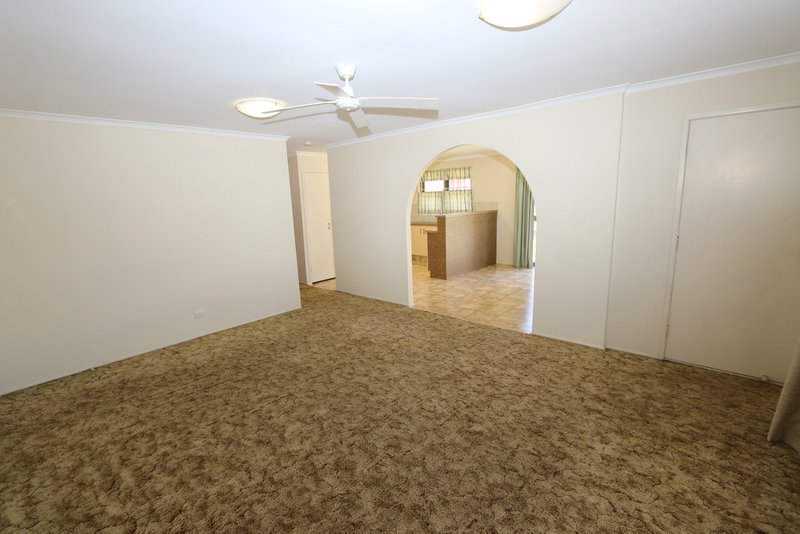 Photo - 7 Harper Street, Molendinar QLD 4214 - Image 4