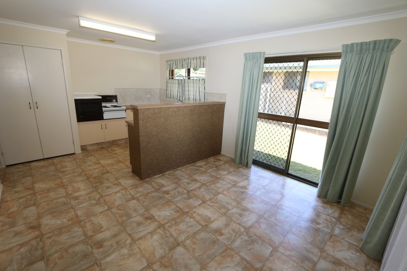 Photo - 7 Harper Street, Molendinar QLD 4214 - Image 5