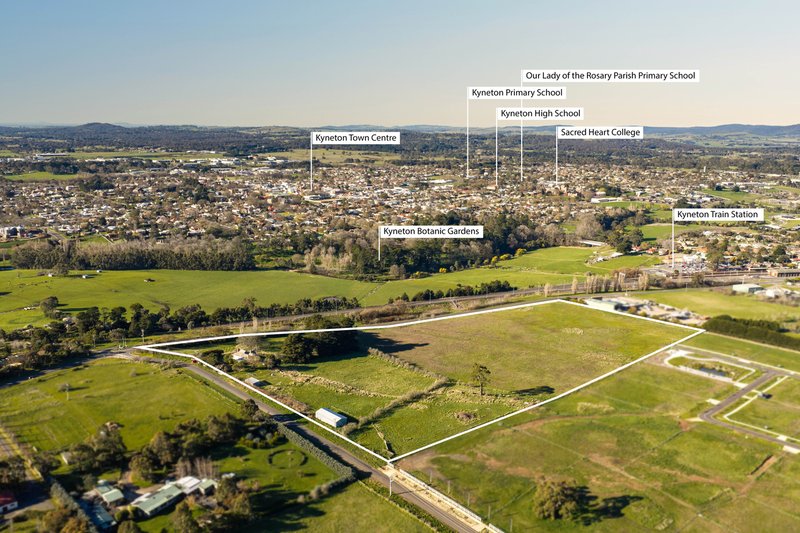 Photo - 7 Harpers Lane, Kyneton VIC 3444 - Image 4