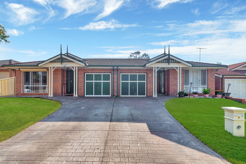 Photo - 7 Harrier Ave , Green Valley NSW 2168 - Image 3