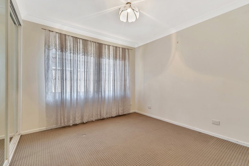 Photo - 7 Harrier Ave , Green Valley NSW 2168 - Image 6